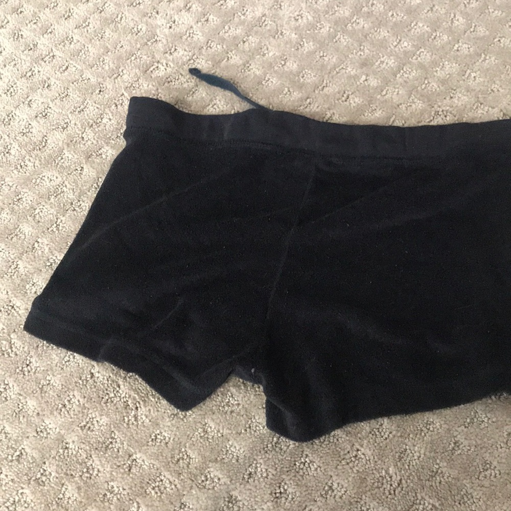 Shorts - Picture 2 of 3